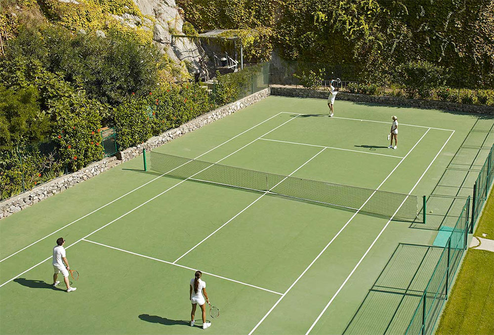 campo da tennis presso l'hotel il san pietro positano